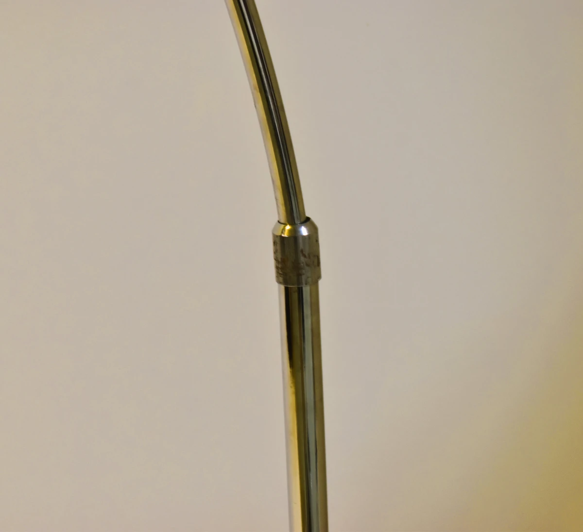 Verchroomde design boogvloerlamp met bolkap – Stijl Achille & Pier Giacomo Castiglioni - foto 6