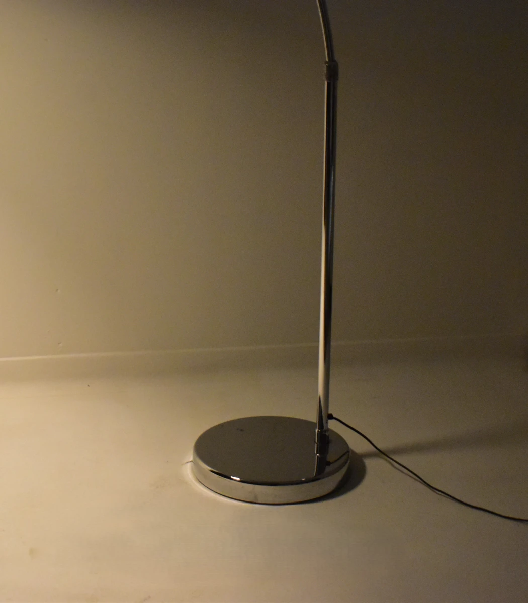 Verchroomde design boogvloerlamp met bolkap – Stijl Achille & Pier Giacomo Castiglioni - foto 3