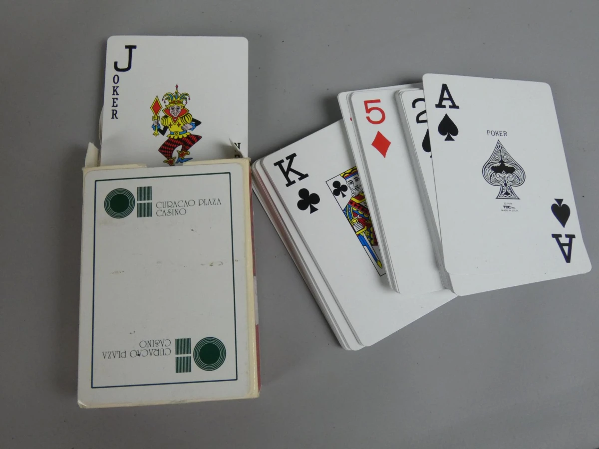 Lot van speelkaarten in diverse maten