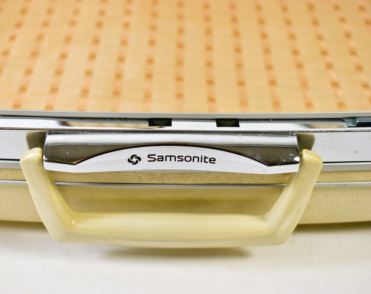 Vintage Samsonite attachékoffer ca. 1970–1979 crème hardcase met originele sleutels - foto 3