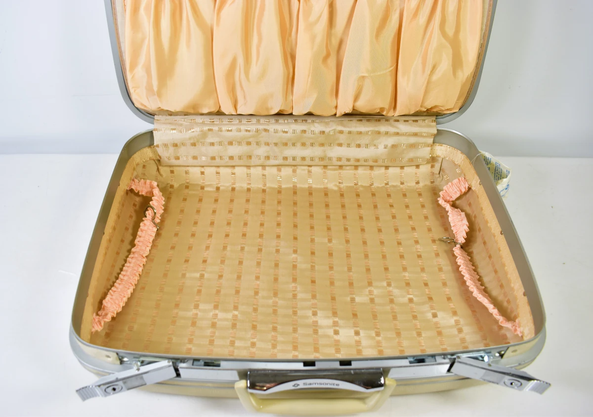 Vintage Samsonite attachékoffer ca. 1970–1979 crème hardcase met originele sleutels - foto 5