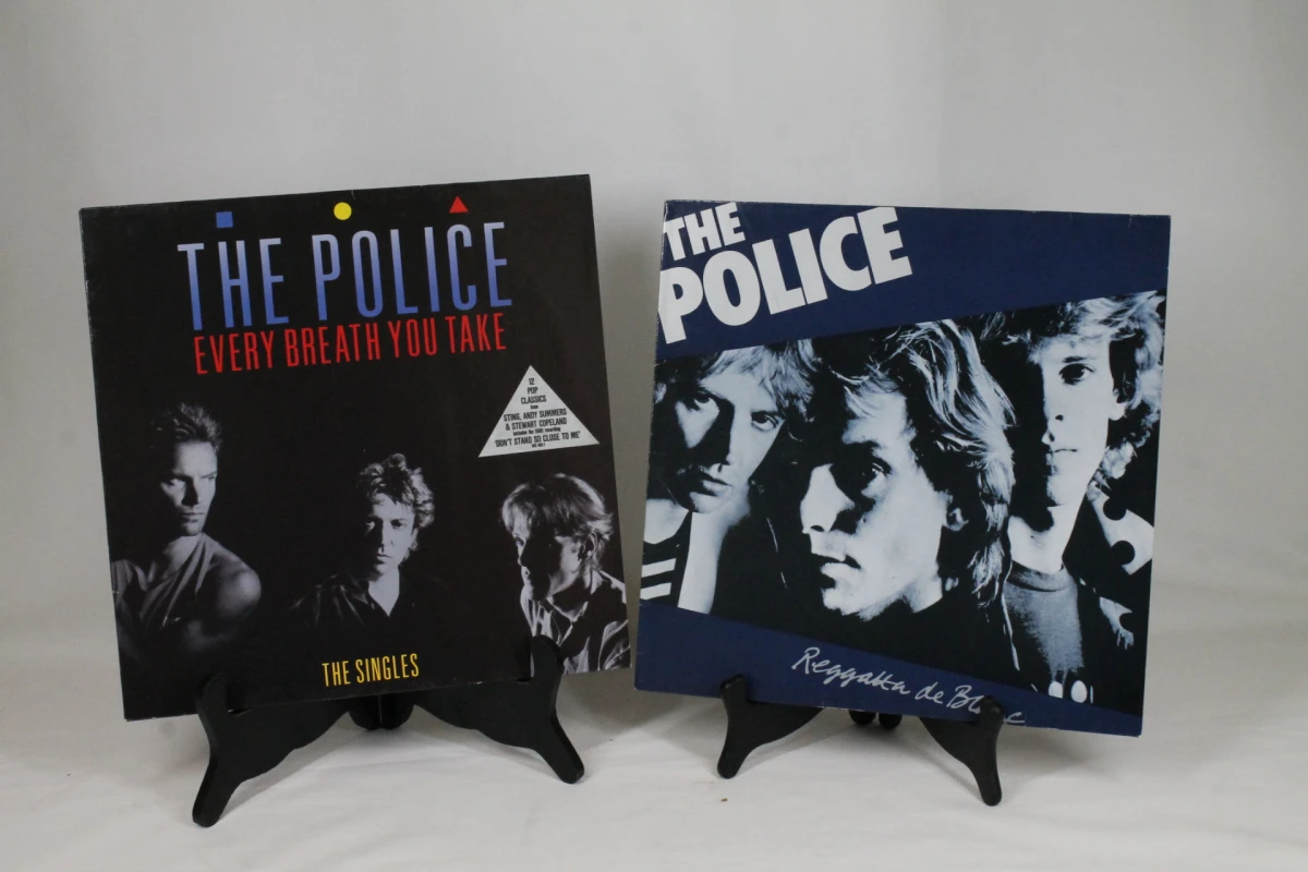 2 LP's: The Police - Every Breath You Take (The Singles) en Regatta de blanc