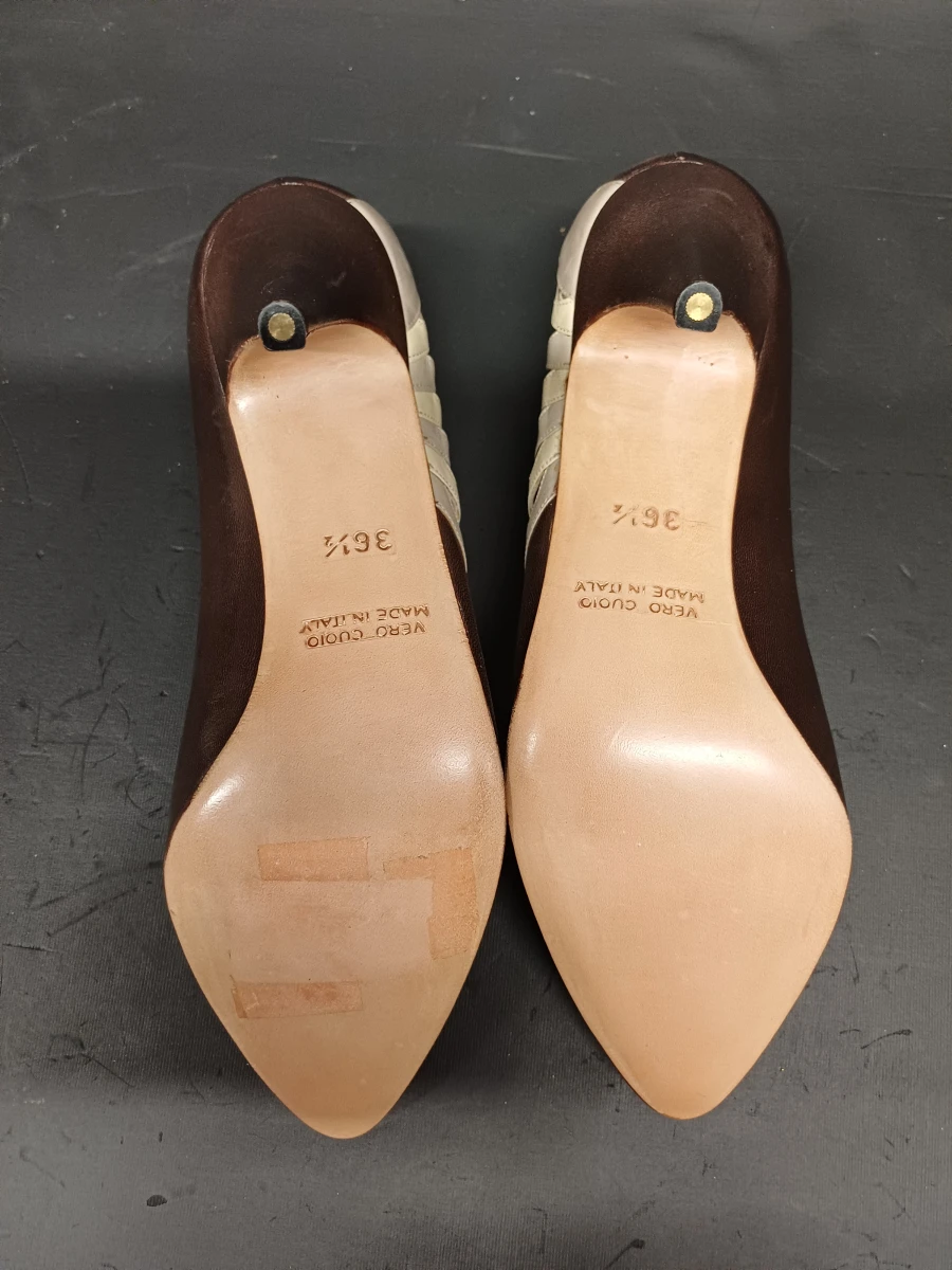 2 paar d'Anna Fratelli pumps