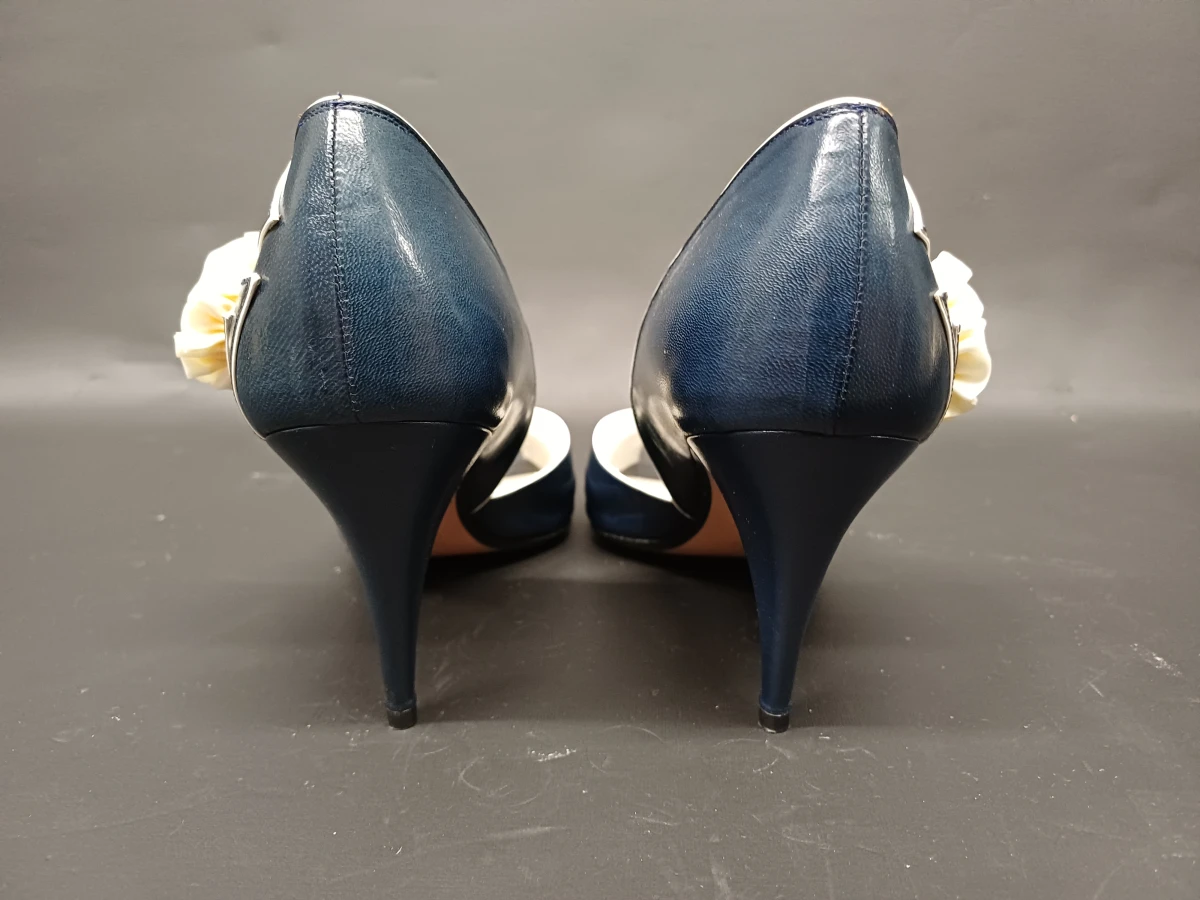 2 paar d'Anna Fratelli pumps