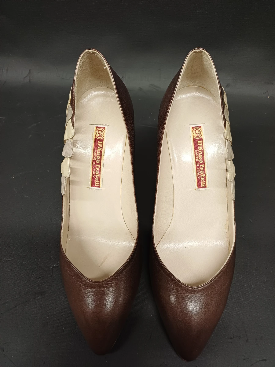 2 paar d'Anna Fratelli pumps