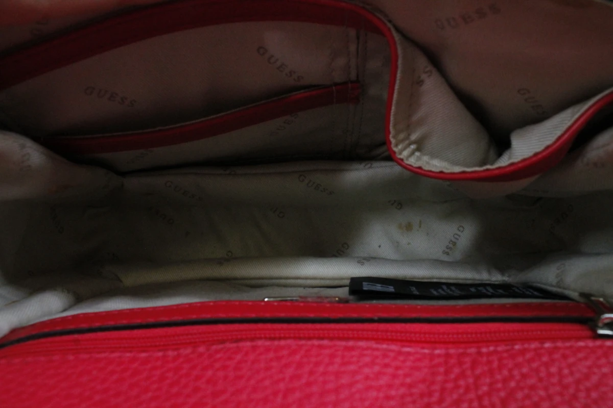 Guess La Hip Top Handle Flap handtas