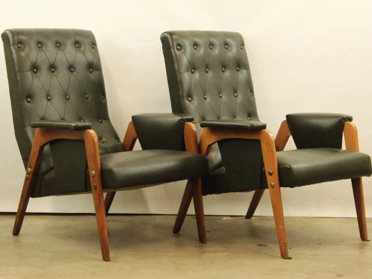 Stijlvol paar vintage fauteuils in olijfgroene skai - jaren ’50/’60 - Lot  3