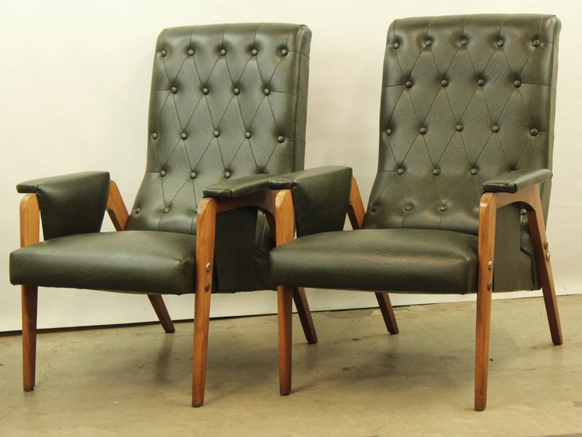 Stijlvol paar vintage fauteuils in olijfgroene skai - jaren ’50/’60 - Lot  3