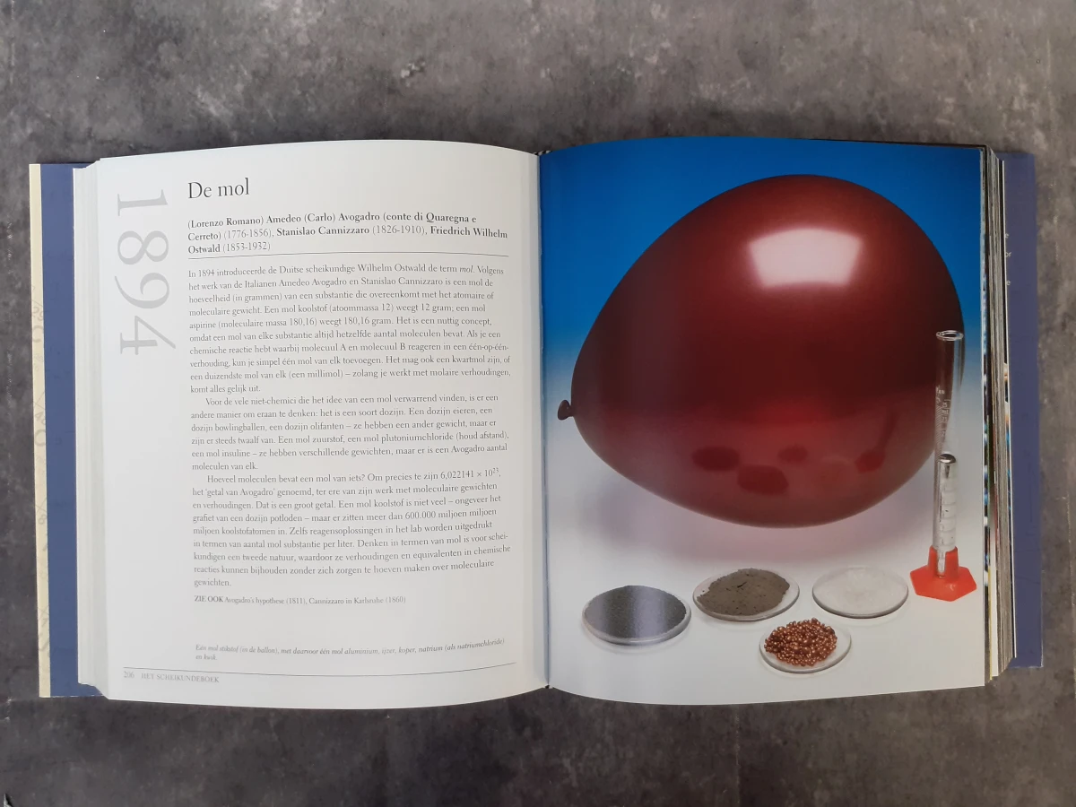 Boek: Duo van wetenschappelijke boeken; Het Biologie Boek & Het Scheikunde Boek - foto 14