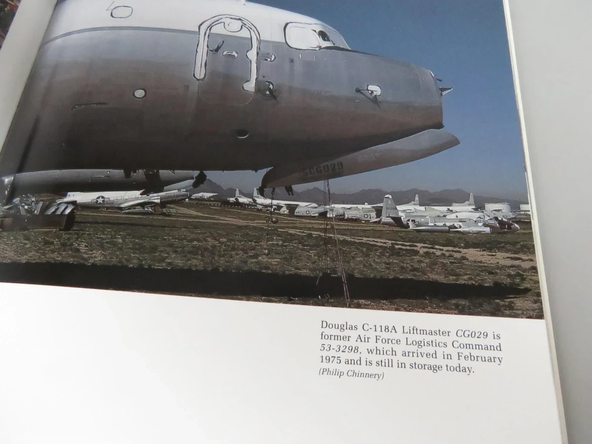 Boek vliegtuigkerkhof Amerika