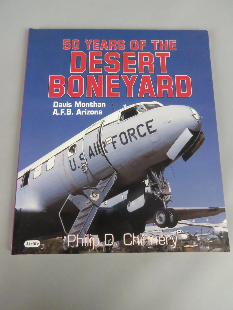 Boek vliegtuigkerkhof Amerika