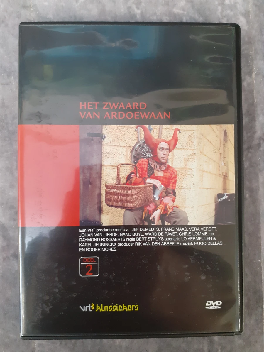 DVD: VRT Jeugdklassiekers Collectie: Johan en de Alverman, Fabian van Fallada en Het Zwaard van Ardoewaan - foto 30