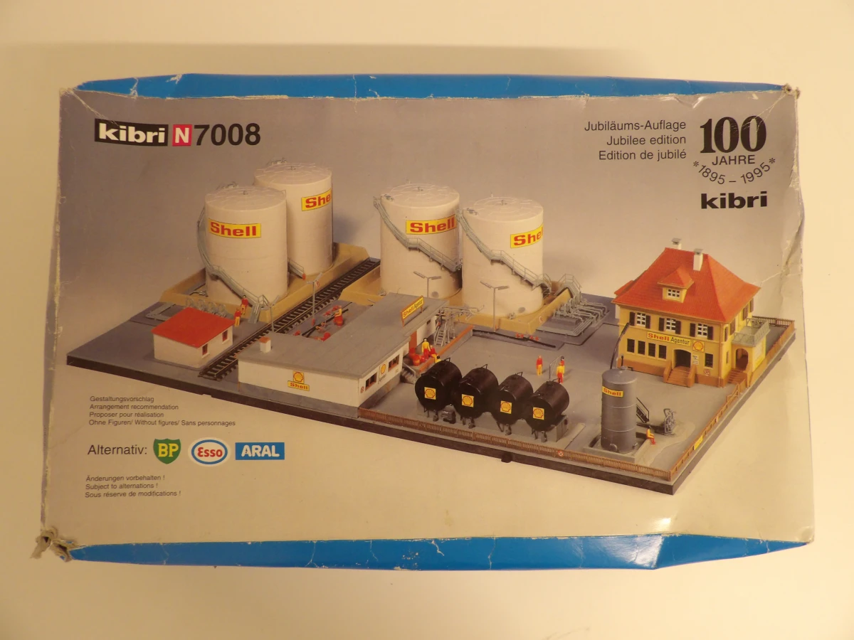 Kibri modelbouwset Shell tankstation en gebouwen N-schaal