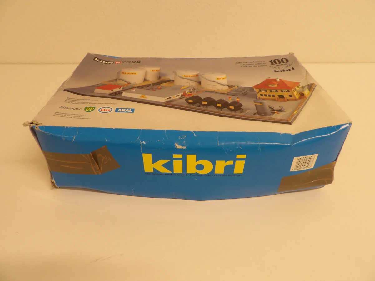 Kibri modelbouwset Shell tankstation en gebouwen N-schaal