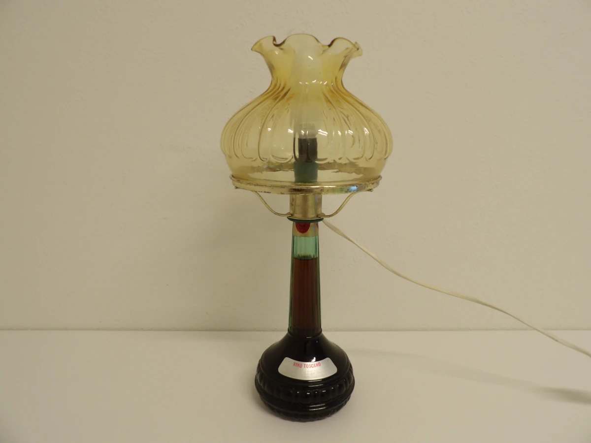 Vintage glazen tafellamp in vorm van Vino Toscano fles