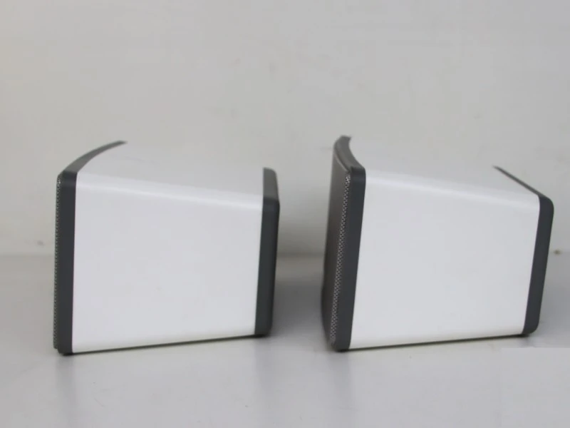 2 Sonos Play 3, een compacte, draadloze alles-in-één luidspreker. - foto 4