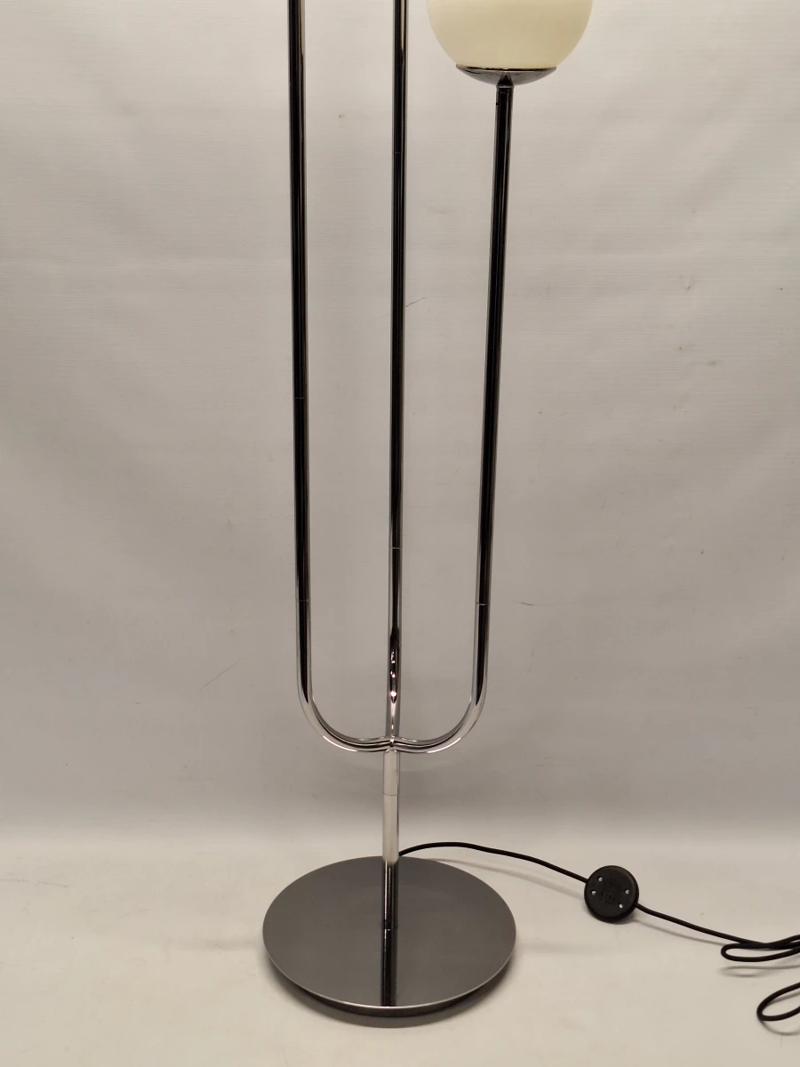IKEA SIMRISHAMN vloerlamp - Scandinavisch design met drie melkwitte lichtbollen