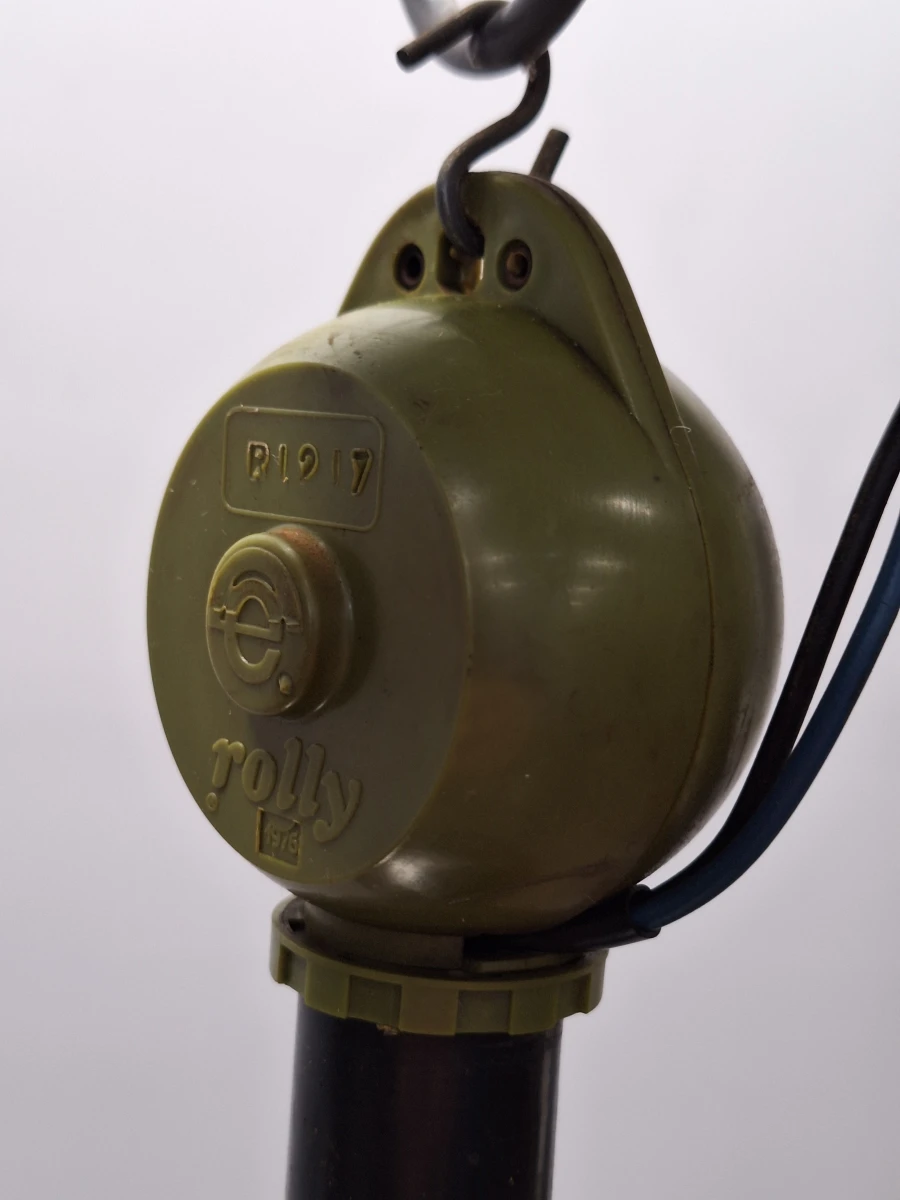 Iconische Space Age hanglamp - futuristisch designicoon met Italiaans Rolly katrolsysteem