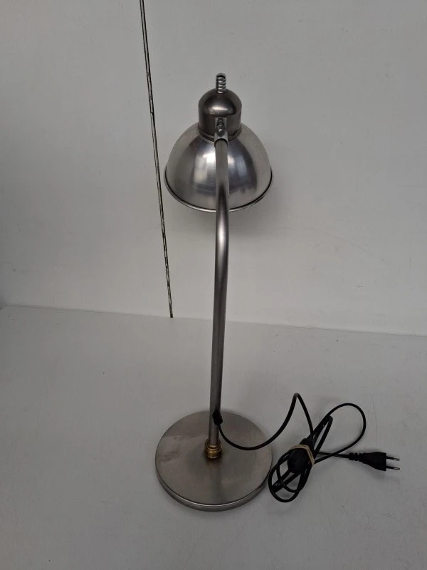 Stoere Industriële Bureaulamp / Tafellamp – Geborsteld Metaal (RVS-look)