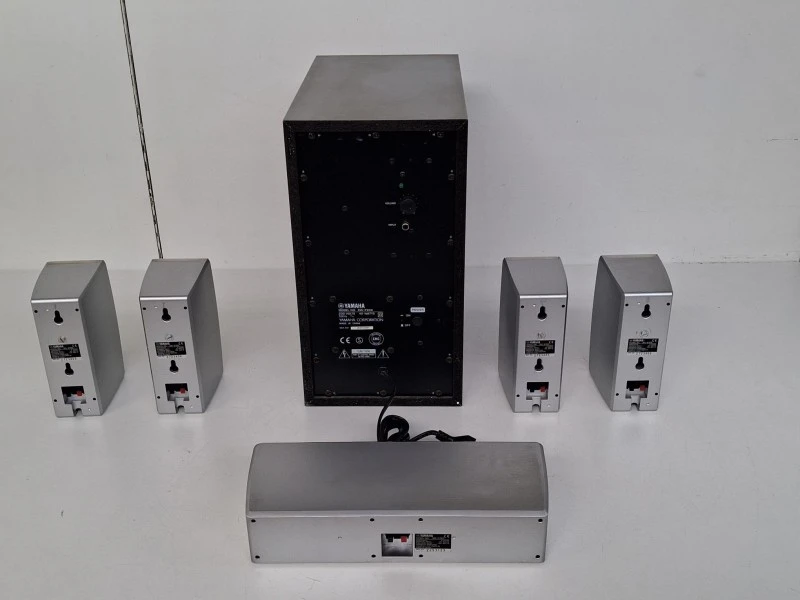 Yamaha 5.1 Home Cinema Luidsprekerset – Zilver (Met Advanced YST Subwoofer)