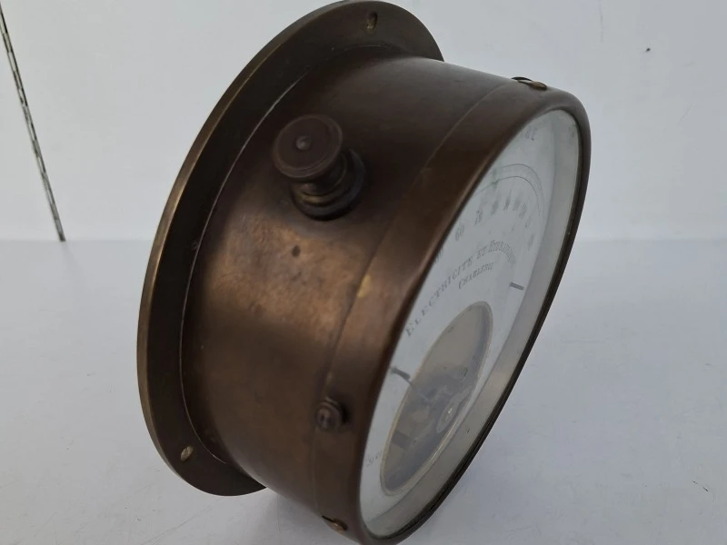 📏 Voltmeter van messing/brons met glazen front (meer dan 120 jaar oud) 📏