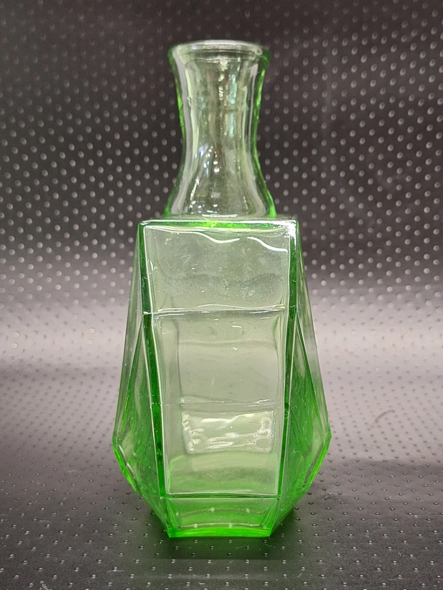 Glazen Art Deco boudoirset in groen persglas - Authentieke toiletset uit de jaren '20/'30 - foto 3