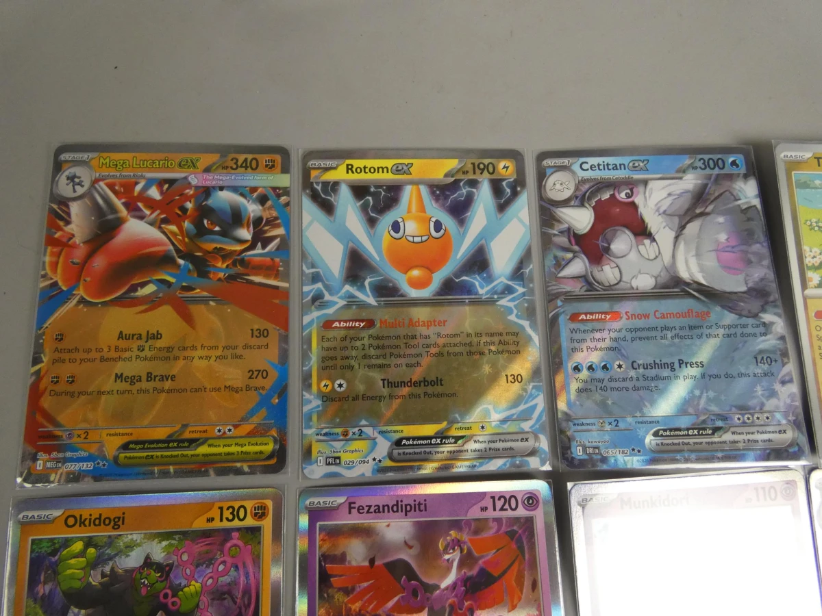 Grote Pokémon Kaartenset met Tin, Sleeves en Accessoires