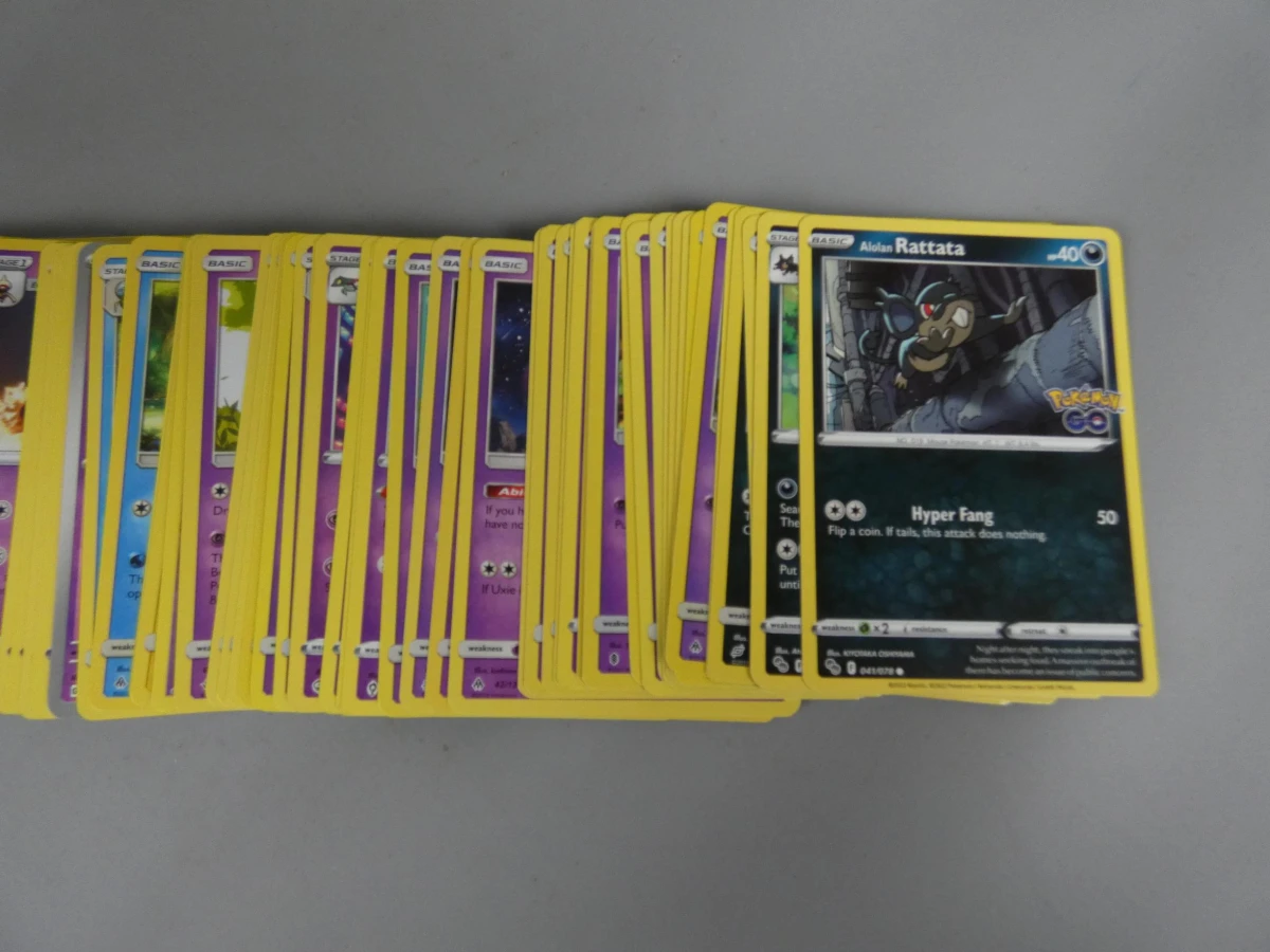 Grote Pokémon Kaartenset met Tin, Sleeves en Accessoires