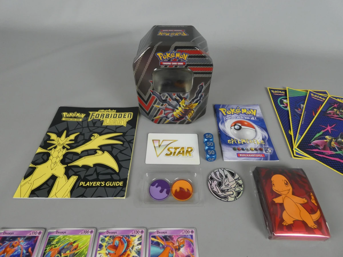 Grote Pokémon Kaartenset met Tin, Sleeves en Accessoires
