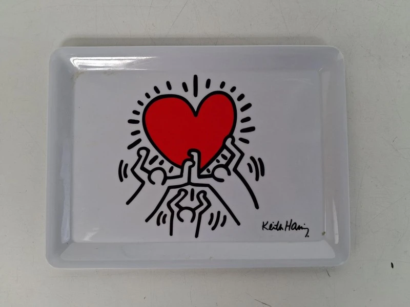 Keith Haring – Kunst-dienblad / Vide-poche met iconisch 'Radiant Heart' motief