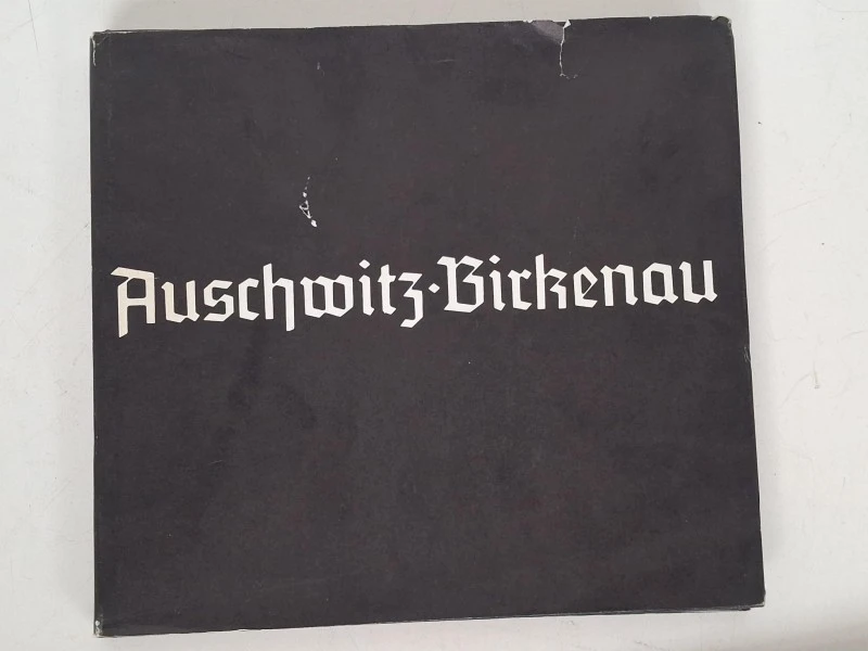 3x Historische Publicaties / Boekjes over Auschwitz-Birkenau