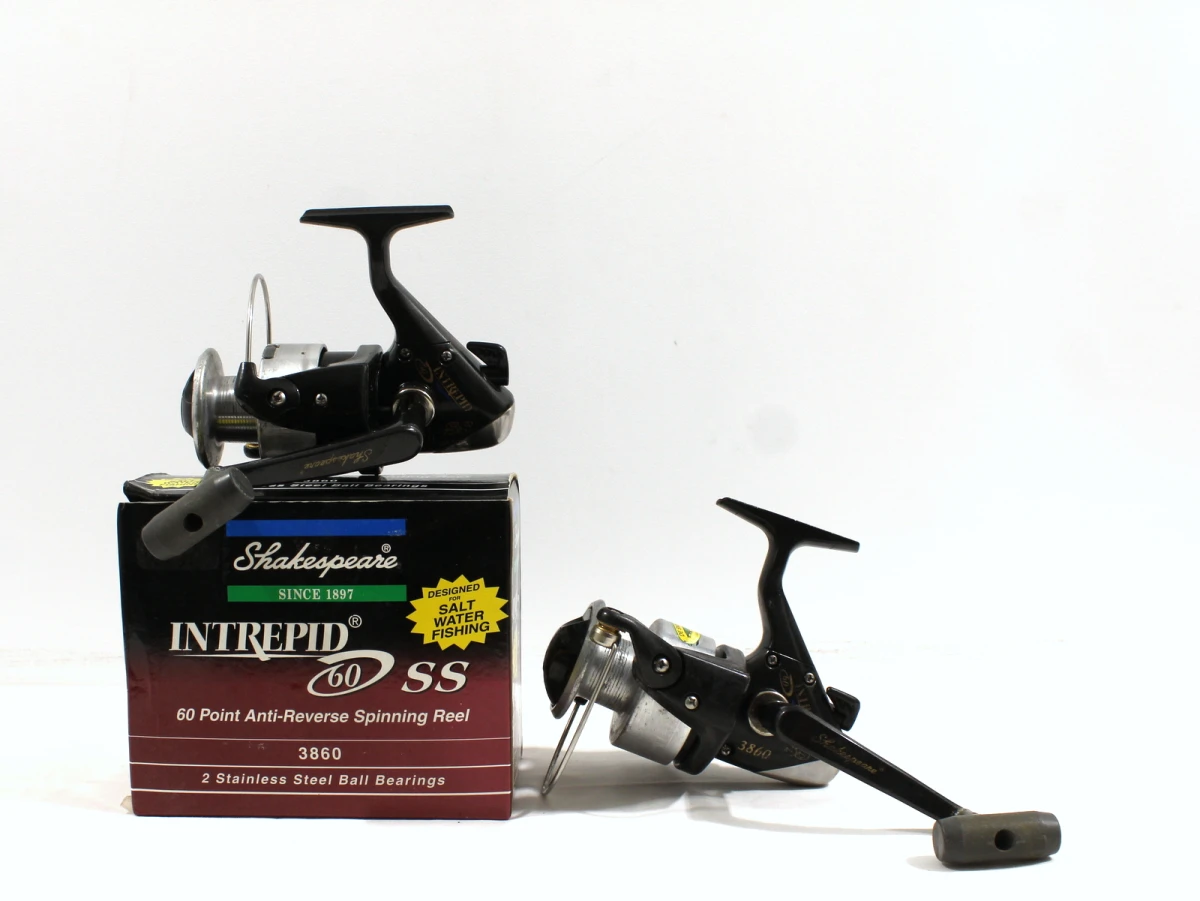 Set van 2 Shakespeare Intrepid 60 SS 3860 vismolens