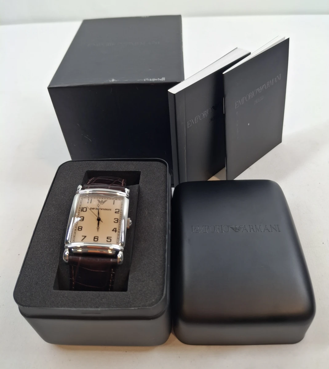 Emporio Armani herenhorloge met leren band in originele doos