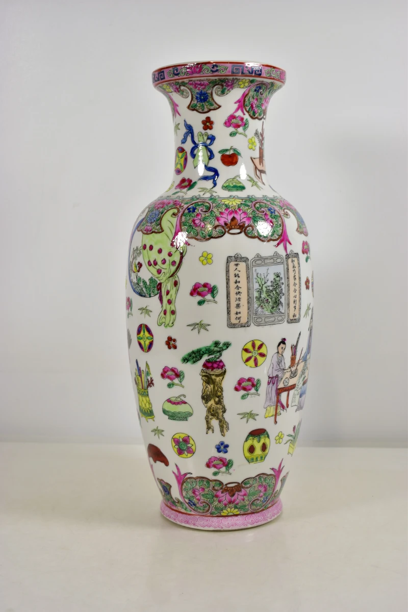 Decoratieve Chinese porseleinen vaas met kleurrijke motieven - foto 2