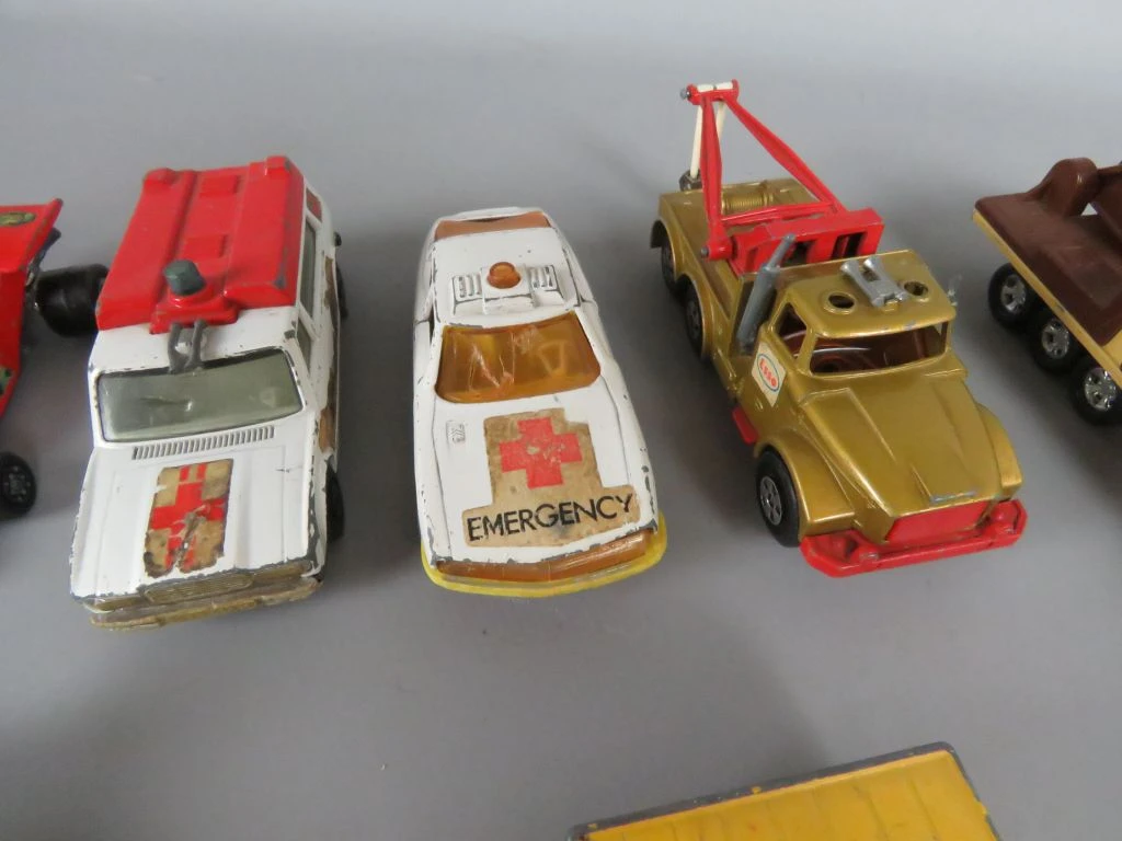 Set vintage Matchbox metalen speelgoedauto's en vrachtwagens