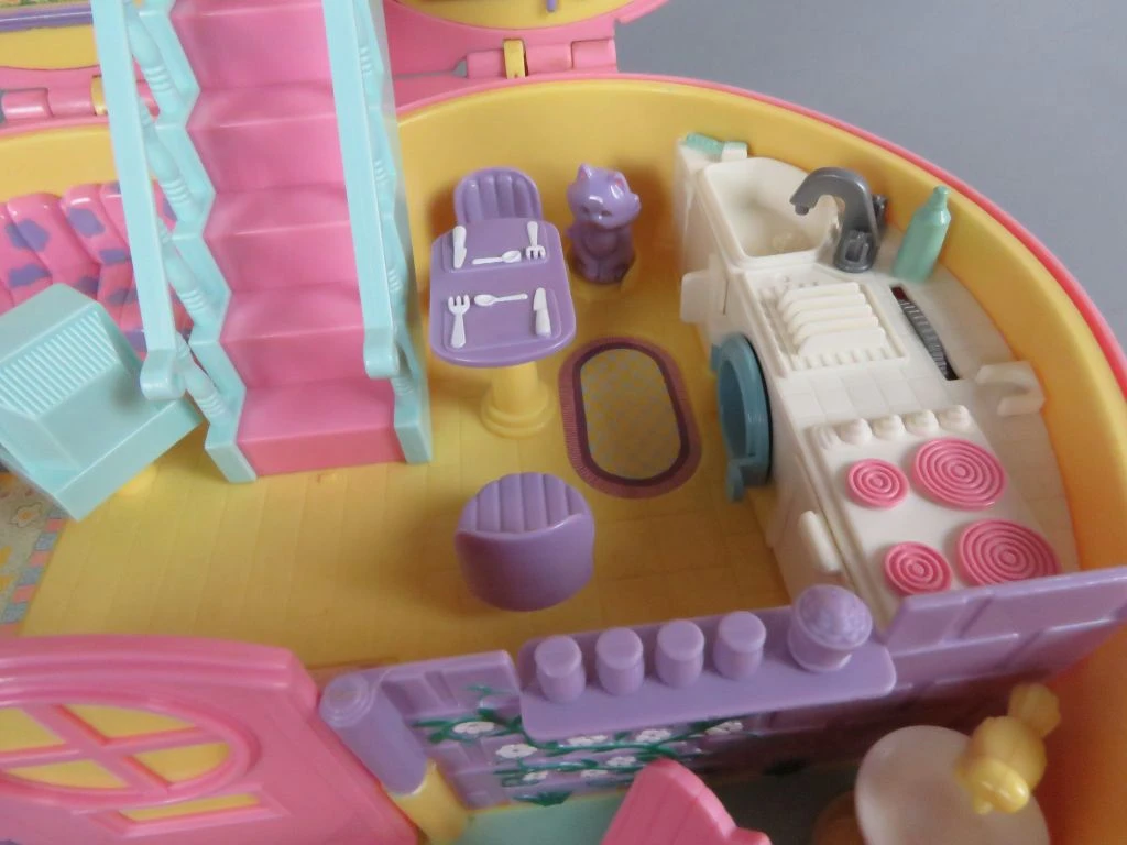Vintage Polly Pocket hartvormig poppenhuis Lucy Locket 1992 Bluebird