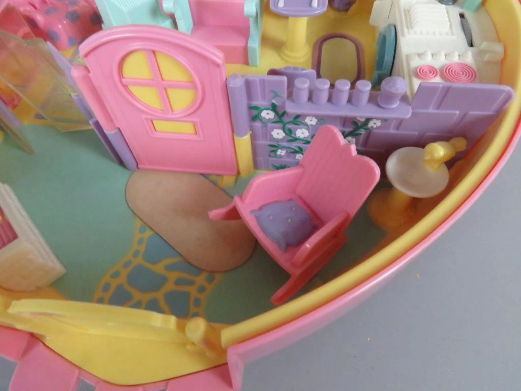 Vintage Polly Pocket hartvormig poppenhuis Lucy Locket 1992 Bluebird