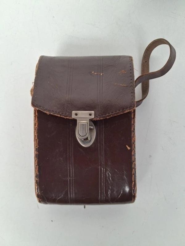 Vintage Agfa Record II Klapcamera (120 film) + Tas & Handleiding - foto 4
