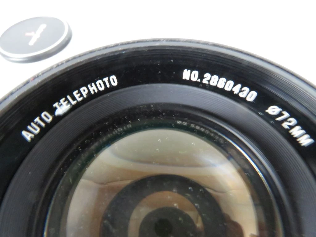 Vivitar Series 1 135mm f/2.0 Telephoto lens