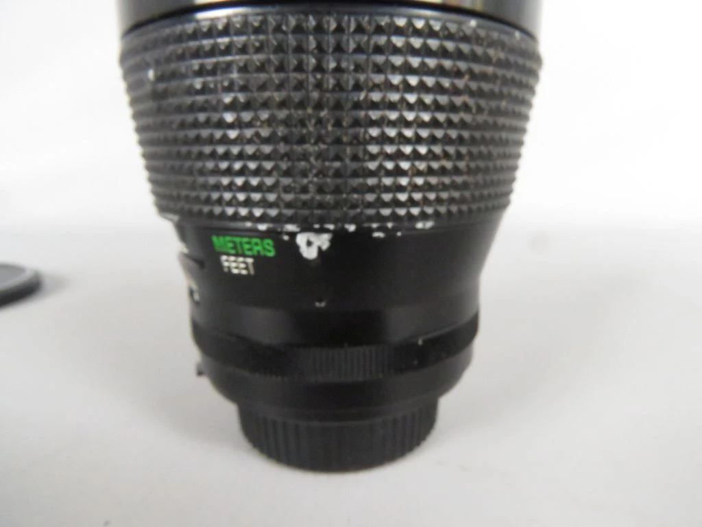 Vivitar Series 1 135mm f/2.0 Telephoto lens