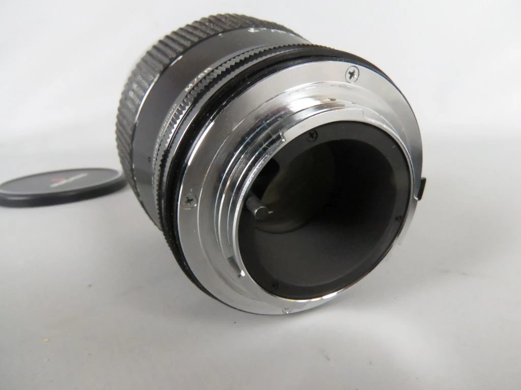 Vivitar Series 1 135mm f/2.0 Telephoto lens
