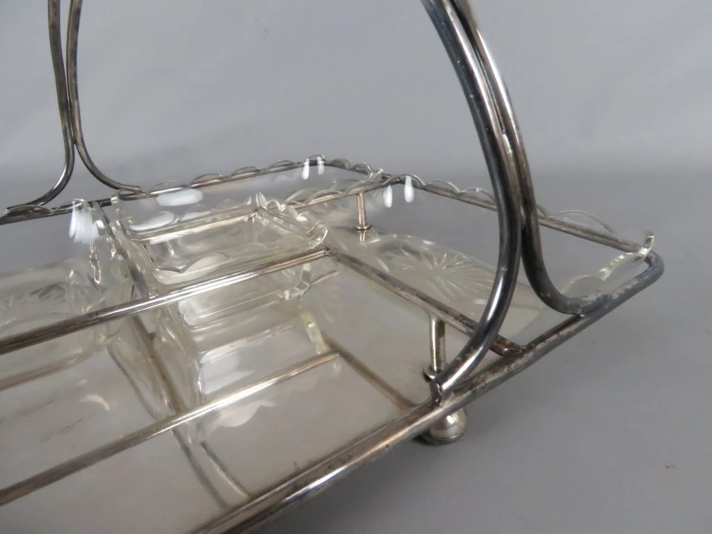 Vintage verzilverde serveerschaal Wiskemann met glazen bakjes