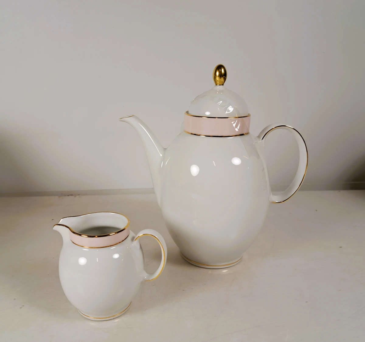 Eschenbach Bavaria porseleinen servies met roze en gouden rand – ca. 59-delig - foto 6
