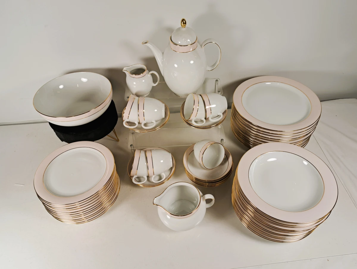 Eschenbach Bavaria porseleinen servies met roze en gouden rand – ca. 59-delig - foto 2