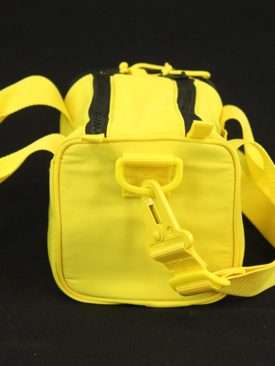 Adidas en Yohji Yamamoto - Y-3 dufflebag in knalgeel