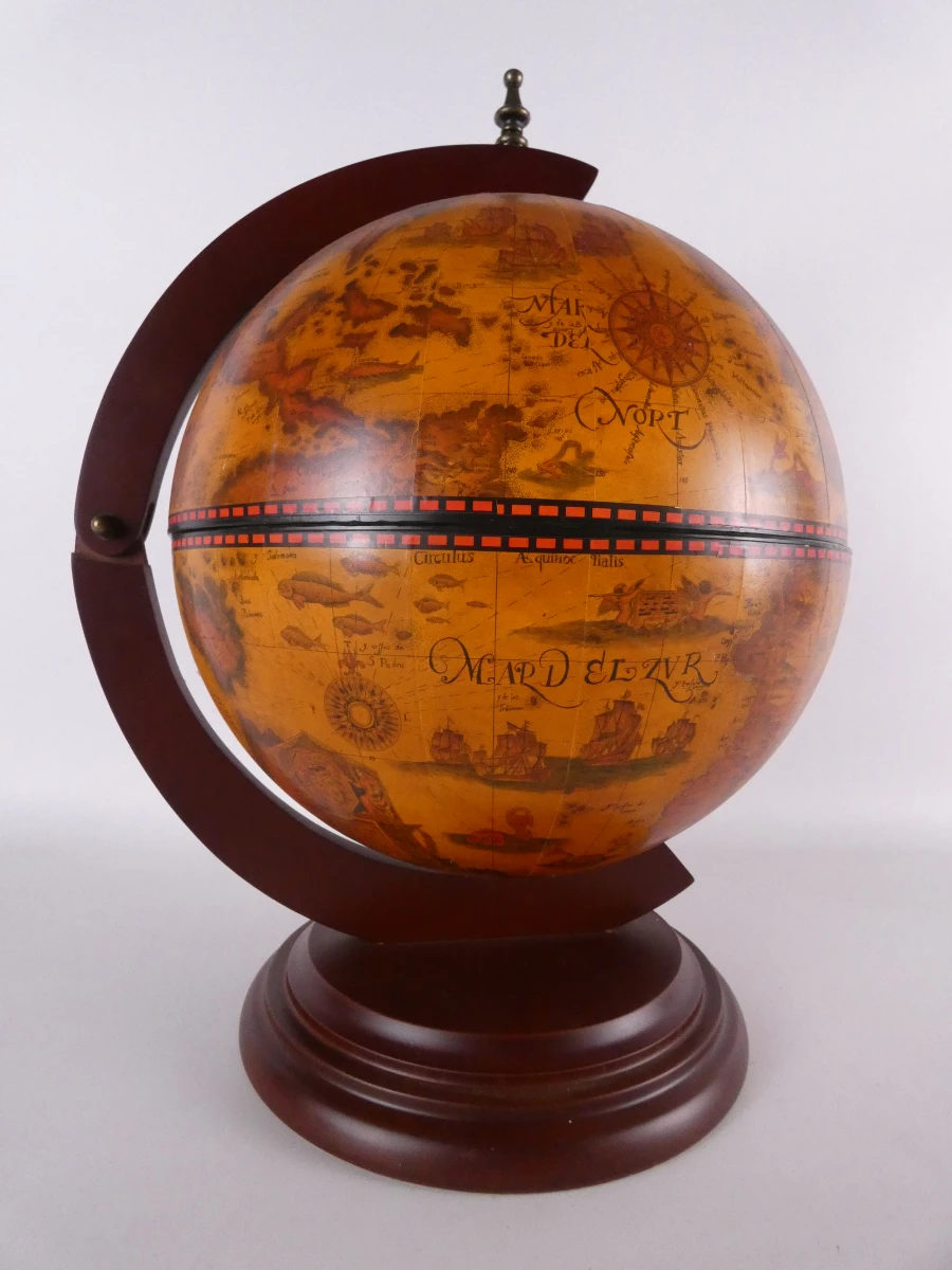 Unieke globebar met vintage look