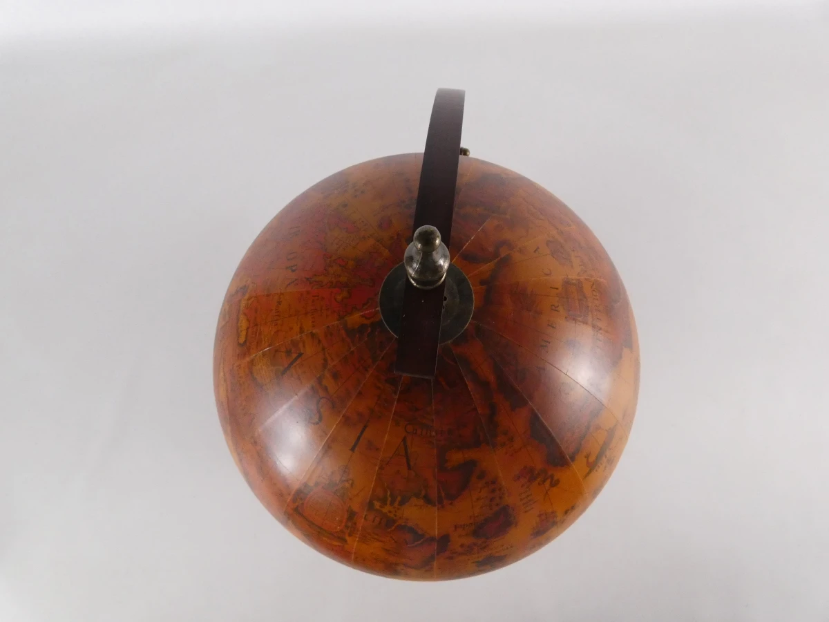 Unieke globebar met vintage look