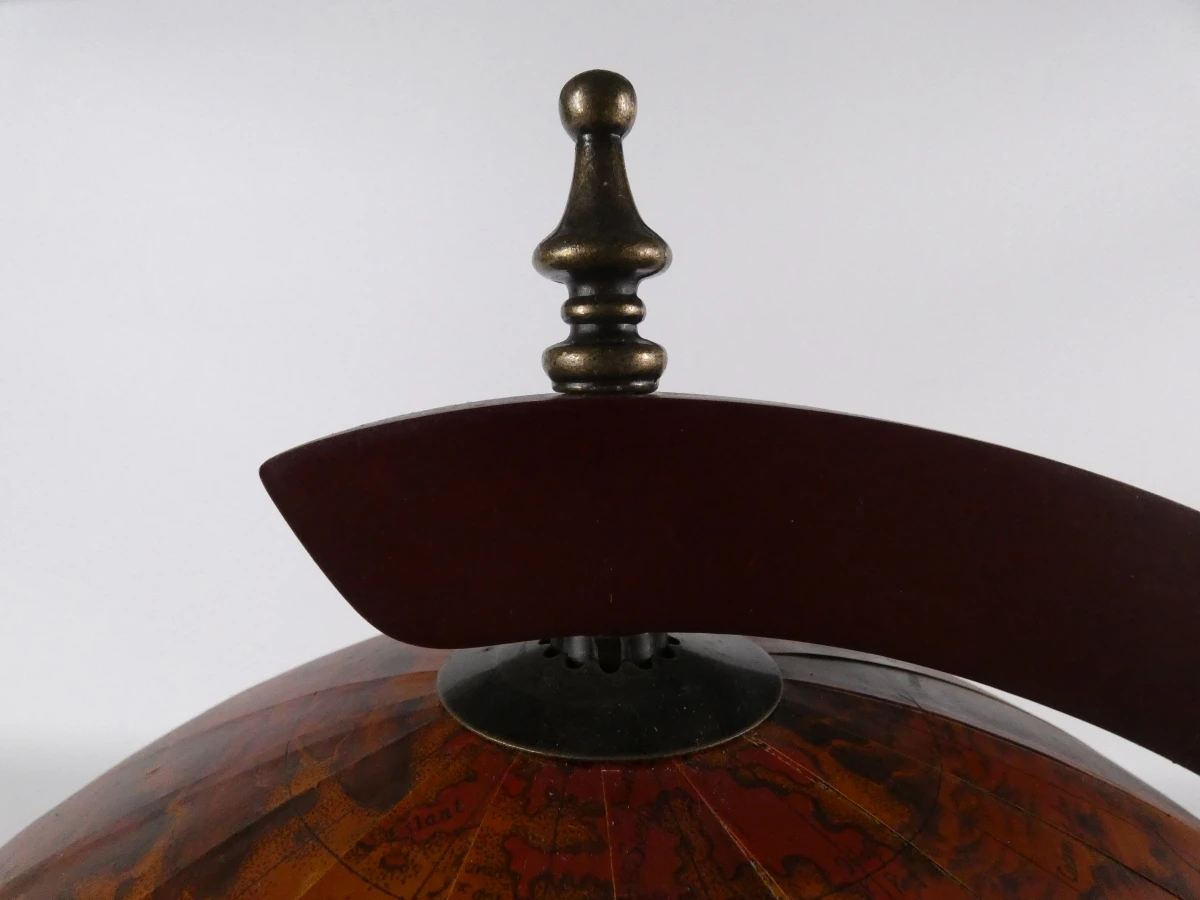 Unieke globebar met vintage look