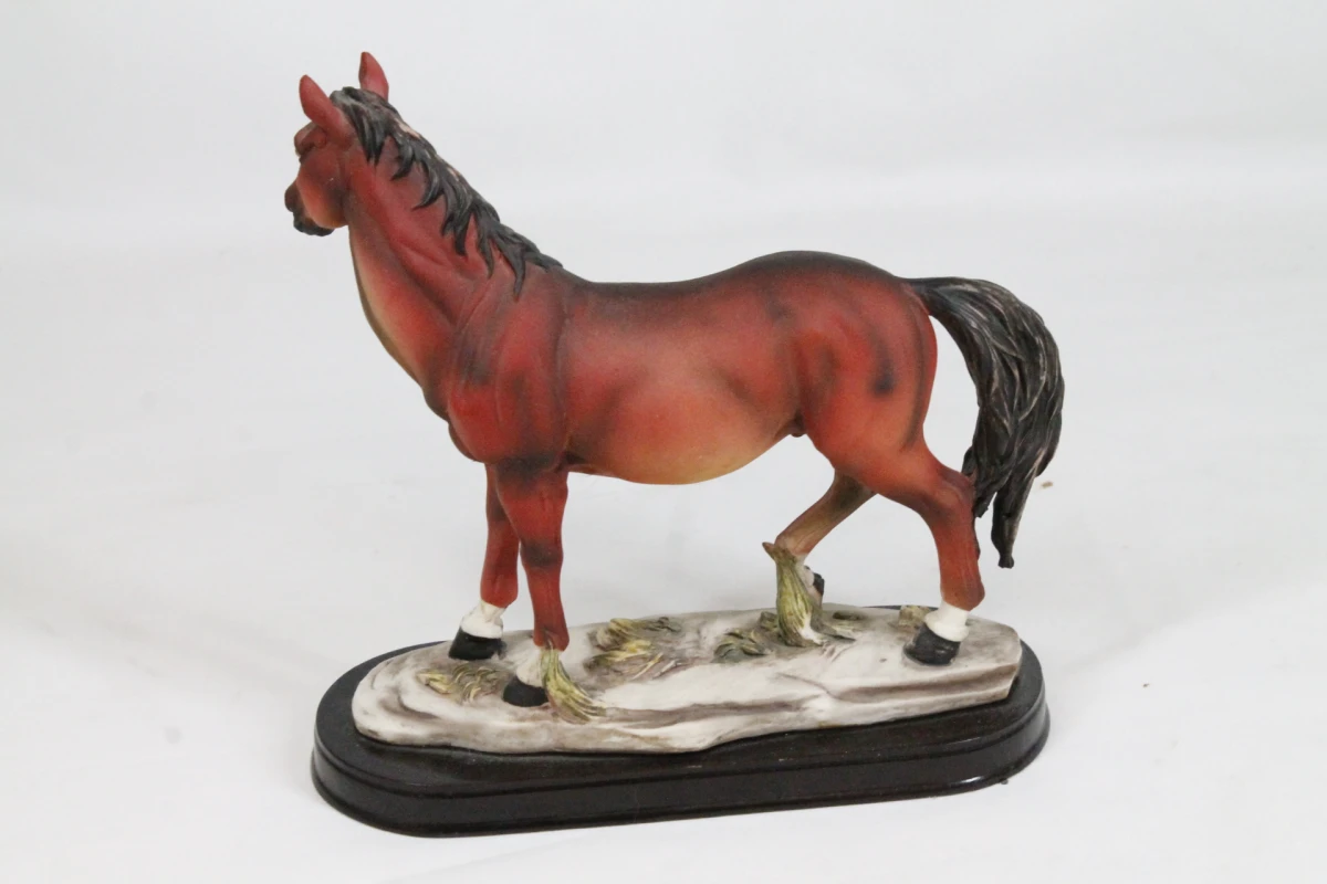 Decoratief paardenbeeldje