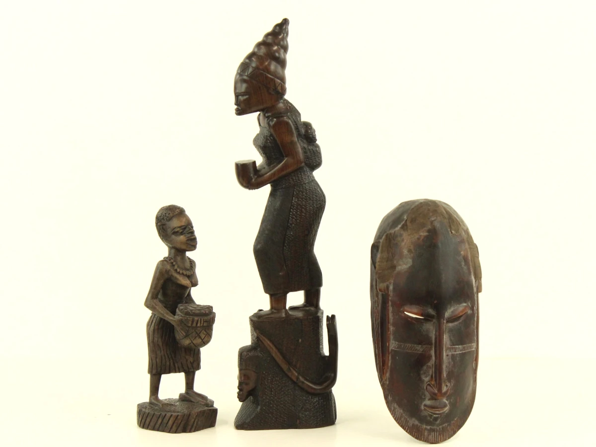Lot van 3 Afrikaanse decoratie artikelen